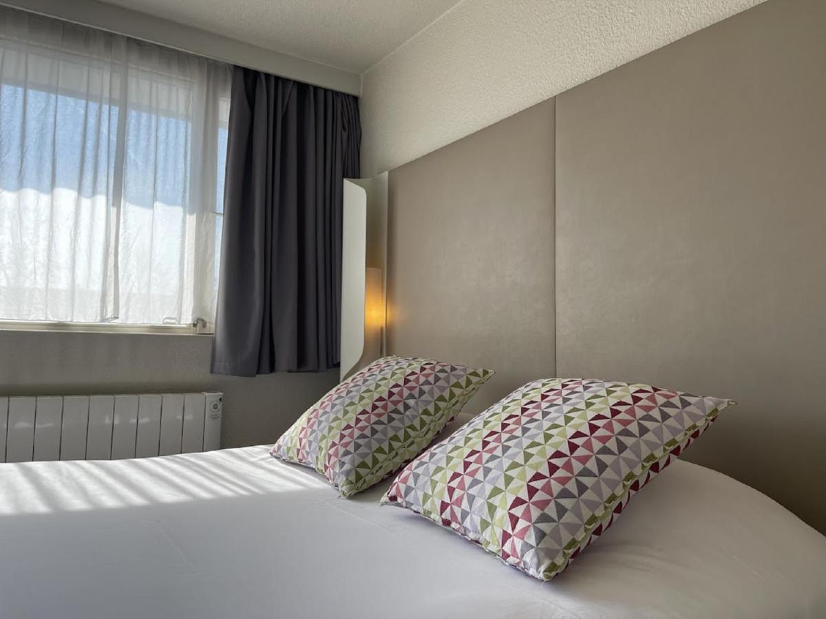 Campanile Hotel Beauvais Exterior photo